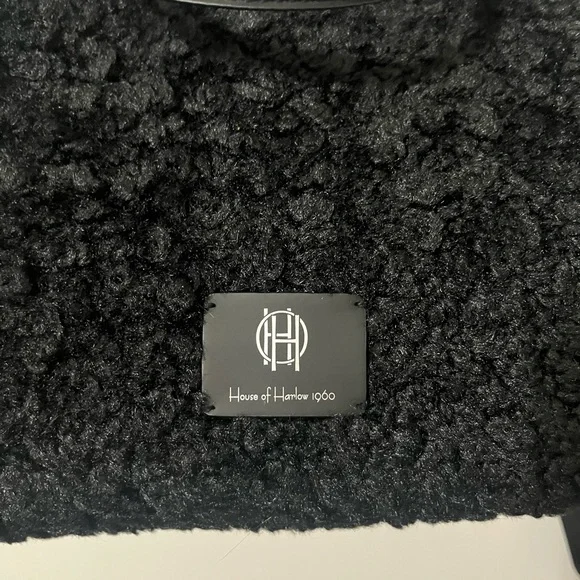 House of Harlow 1960 Black‎ Sherpa weekender Tote Bag NWT - Picture 2 of 4